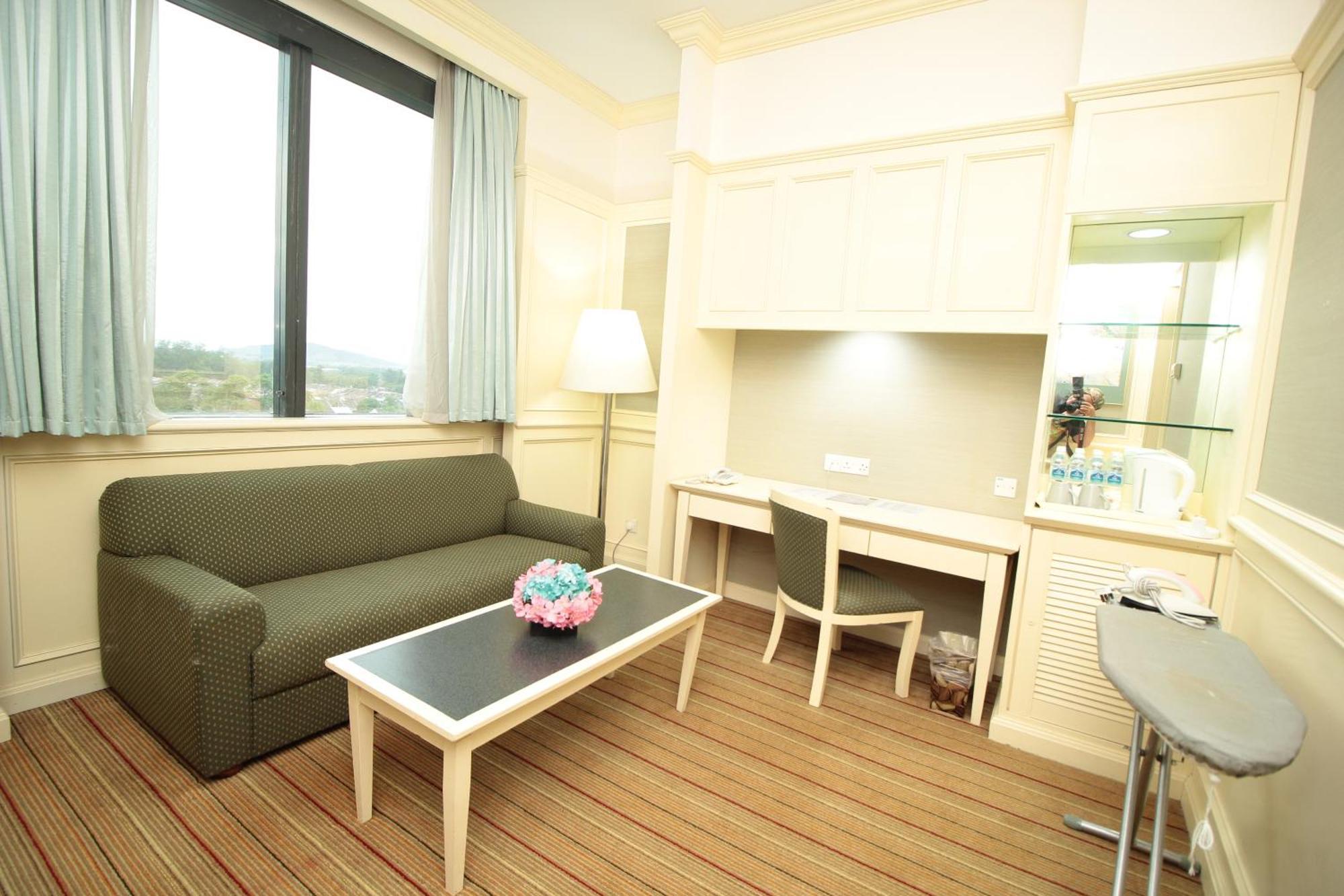Park Avenue Hotel Sungai Petani Exterior photo