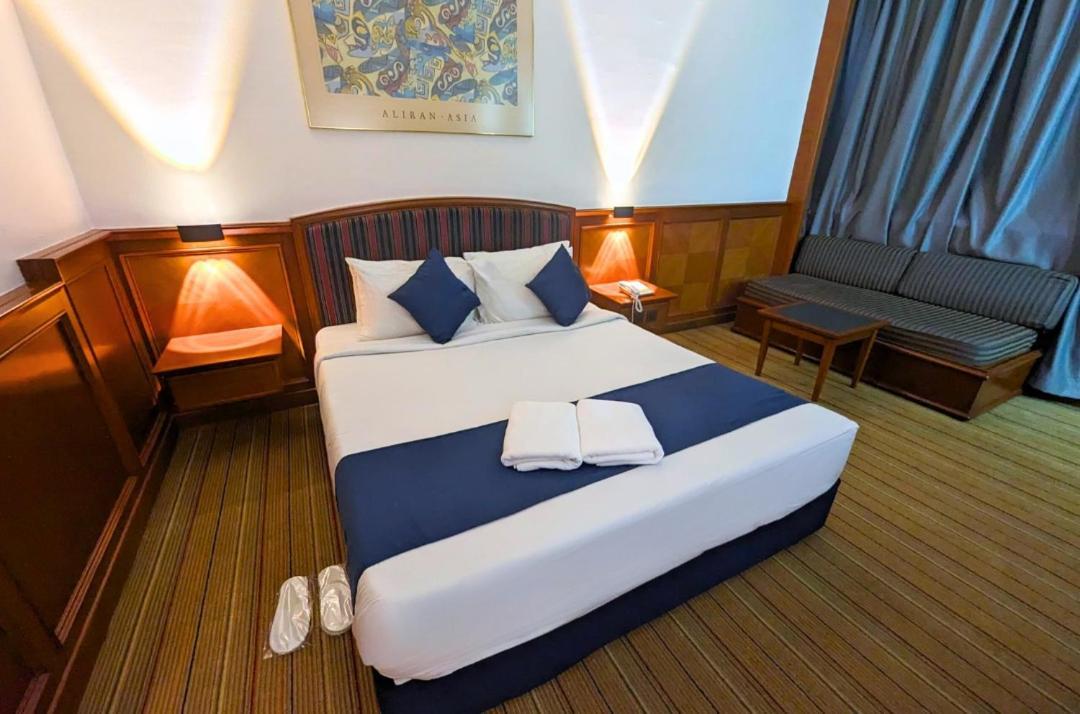 Park Avenue Hotel Sungai Petani Exterior photo